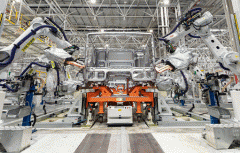 更向型迈出一步