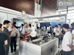 华龙工鸿能够通过及时数